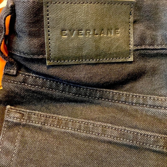 Everlane The Slim Fit Jean NWT 31x30 Black Low Stretch Denim Casual Grunge Goth - Picture 8 of 15
